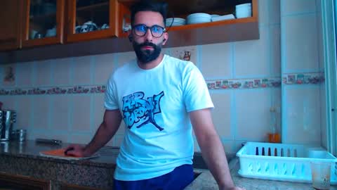 adrenalinE online show from 10-12-25, 03:11