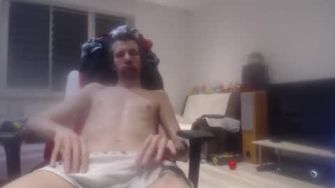 Snapshot of annumaker chatting on 03-23-26, 10:58 LoyalDog online show from 03-23-26, 10:58