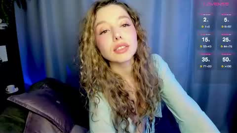 Snapshot of annvegga chatting on 06-17-26, 05:14 Ann online show from 06-17-26, 05:14