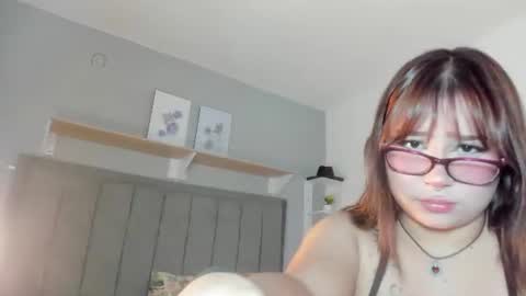 Snapshot of anny_bloom1 chatting on 07-20-26, 12:29 anny online show from 07-20-26, 12:29