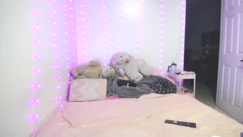 Snapshot of anny_bunny1 chatting on 09-15-25, 11:27 INDEPENDENT MODEL next srteam 240624 online show from 09-15-25, 11:27