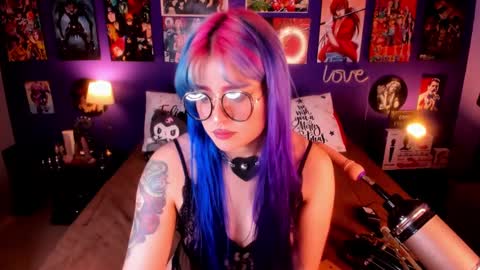 Snapshot of anny_cross chatting on 01-18-25, 02:14      Paty     online show from 01-18-25, 02:14
