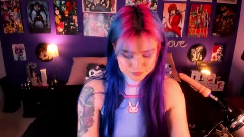 Snapshot of anny_cross chatting on 02-11-25, 01:41      Paty     online show from 02-11-25, 01:41