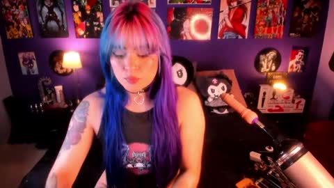 Snapshot of anny_cross chatting on 02-18-25, 03:31      Paty     online show from 02-18-25, 03:31