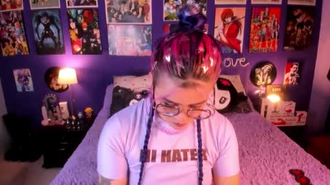 Snapshot of anny_cross chatting on 09-10-25, 11:38      Paty     online show from 09-10-25, 11:38