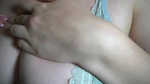 Anny online show from 04-16-26, 05:52