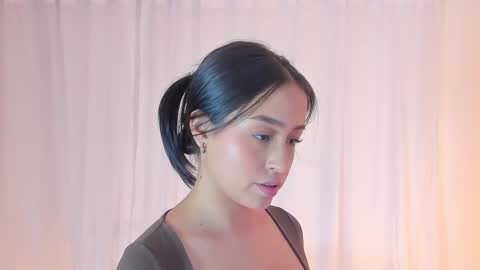 Snapshot of anny_jones77 chatting on 12-20-25, 06:59 Anny online show from 12-20-25, 06:59