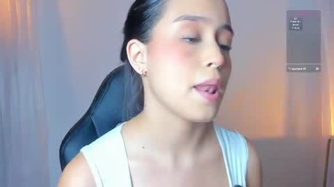 Anny online show from 07-10-26, 01:21