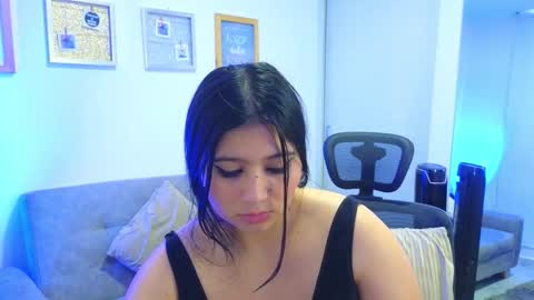 ANNY LOUIS online show from 11-29-25, 07:28