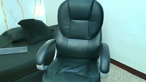 Snapshot of anny_mendez1 chatting on 09-25-25, 05:33 Anny online show from 09-25-25, 05:33