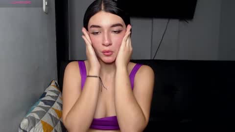 Snapshot of anny_naf chatting on 09-25-25, 03:27 Anny online show from 09-25-25, 03:27