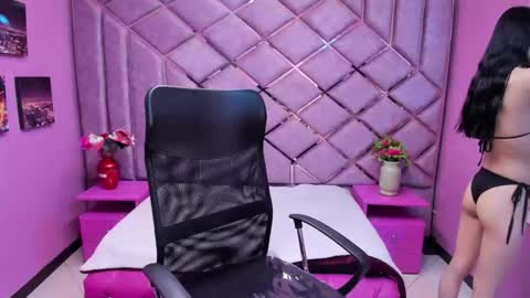 Anny online show from 09-25-25, 05:16