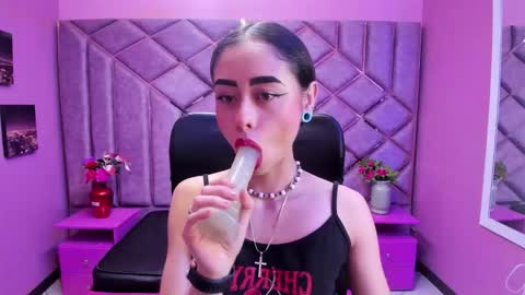 Anny online show from 10-04-25, 03:10