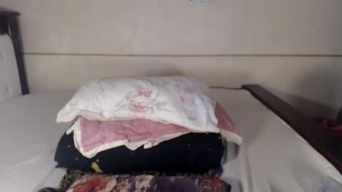 Anny online show from 05-20-26, 05:08