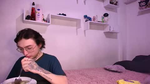 anny harris online show from 11-18-25, 11:15