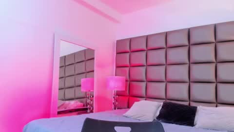    online show from 01-03-25, 09:47