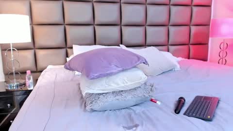    online show from 02-12-25, 12:58