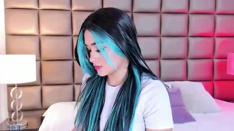    online show from 02-15-25, 09:26