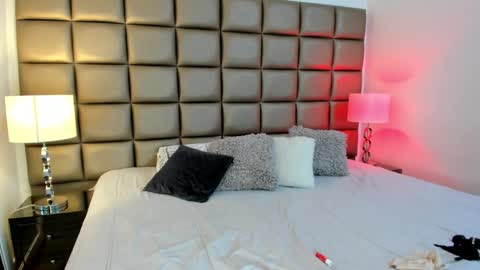    online show from 02-19-25, 12:25