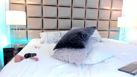    online show from 02-22-25, 12:27