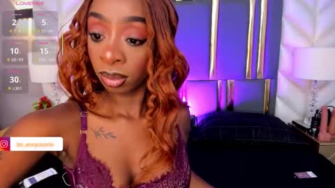 Snapshot of annyosoriio chatting on 10-24-25, 08:38 Anny online show from 10-24-25, 08:38