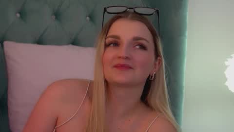 annyraii online show from 02-03-26, 06:40