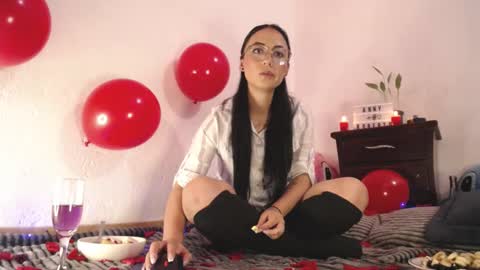 Snapshot of annyroberts_89 chatting on 02-14-25, 11:31 Anny online show from 02-14-25, 11:31