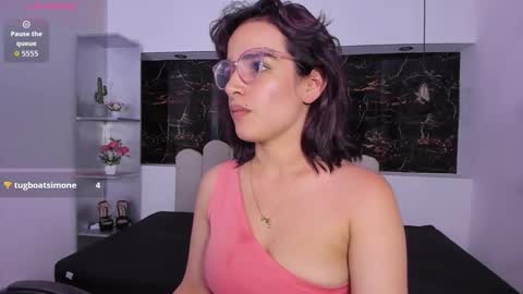 Anny online show from 12-15-25, 08:02