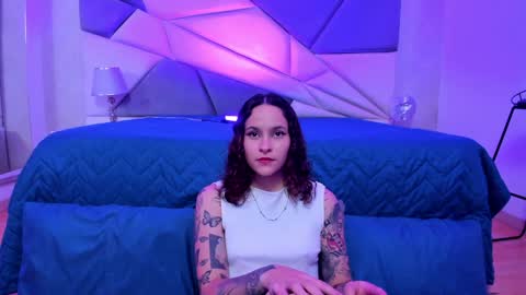 AnnyT online show from 01-05-25, 09:14