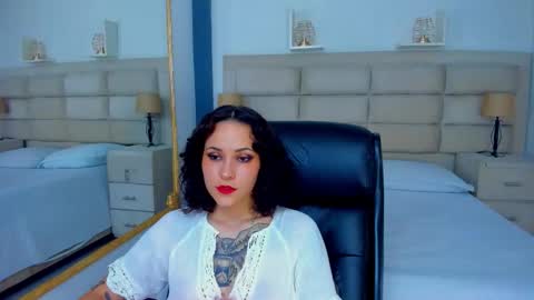 AnnyT online show from 11-10-25, 09:47