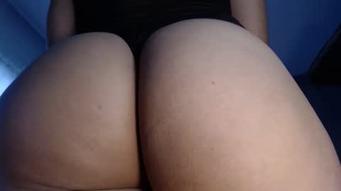 Anny Yeins online show from 11-09-25, 01:31