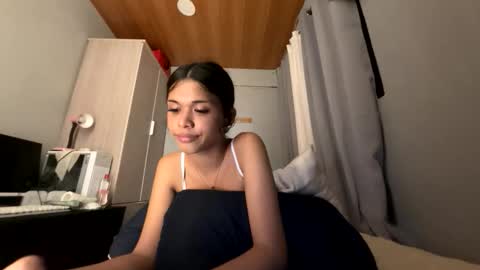 Snapshot of anok_yaii chatting on 05-16-26, 04:39 anok_yaii online show from 05-16-26, 04:39