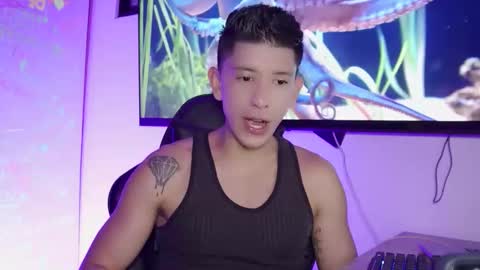 Snapshot of anonhungboy chatting on 11-04-25, 11:48 anonhungboy online show from 11-04-25, 11:48