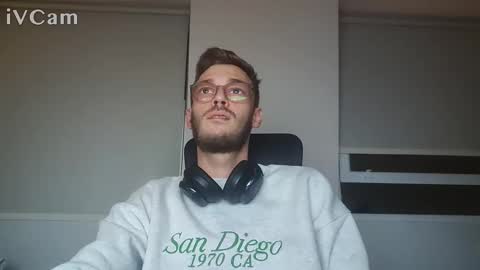 anonymousstoner58 online show from 04-01-26, 02:01