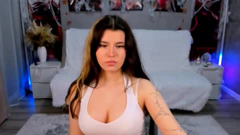 Anora online show from 11-09-25, 12:36