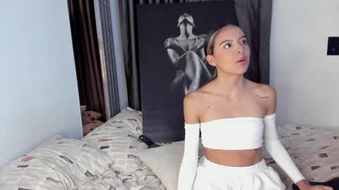 anotella_aa online show from 05-15-26, 11:45