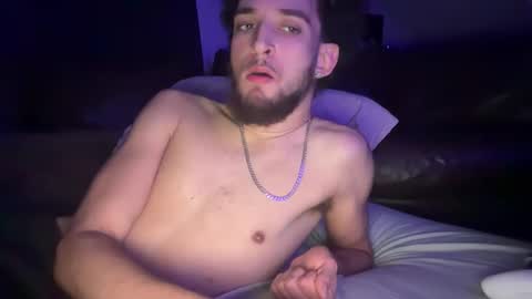 ant0ni0_20 online show from 12-02-25, 12:27