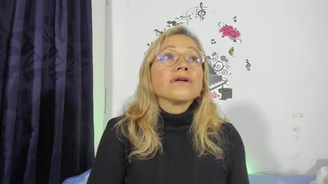 Snapshot of anthonela_mature_ chatting on 02-06-25, 12:33 anthonela_mature_ online show from 02-06-25, 12:33