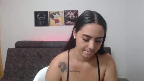 Snapshot of anthonela_queen chatting on 03-02-25, 02:54 Anthonela Queen online show from 03-02-25, 02:54
