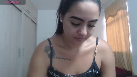 Snapshot of anthonela_queen chatting on 10-04-25, 12:14 Anthonela Queen online show from 10-04-25, 12:14
