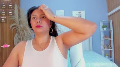 anthonella  online show from 03-30-26, 12:17