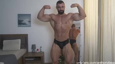 Snapshot of anthony_beau_ chatting on 09-28-25, 10:53 anthony beau online show from 09-28-25, 10:53