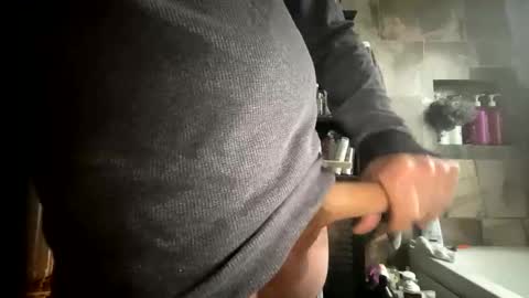 Snapshot of anthony_whitestallion chatting on 11-19-25, 07:03 Anthony online show from 11-19-25, 07:03