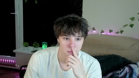 Anthony online show from 04-22-26, 07:22