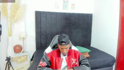       online show from 12-14-25, 11:20