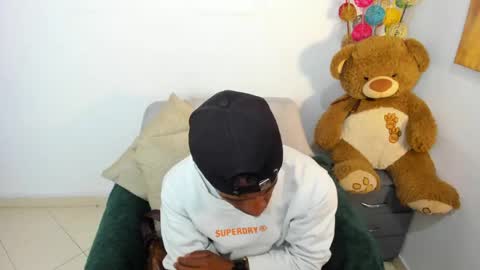 Snapshot of anthoy_wayans chatting on 03-14-26, 01:01 online show from 03-14-26, 01:01