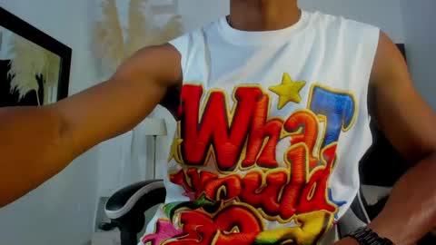       online show from 05-09-26, 01:00
