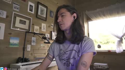 Antinoo Gnothi online show from 03-06-25, 01:03