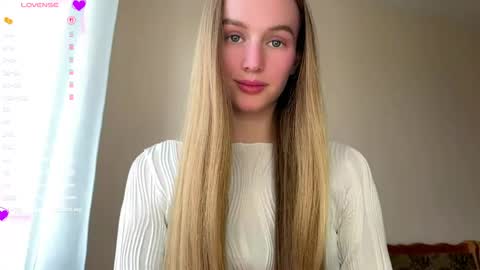 Viktoria online show from 05-18-26, 03:18