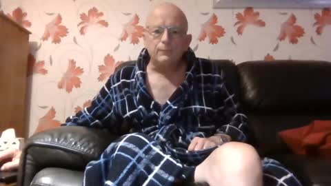Snapshot of antmatt2025 chatting on 07-04-26, 05:24 antmatt2025 online show from 07-04-26, 05:24